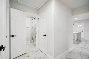 4910 N Darby Ave, Tampa, FL 33603 - Photo 11