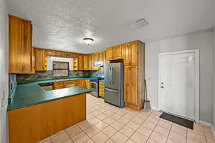 18253 Townsend House Rd, Dade City, FL 33523 - Photo 21