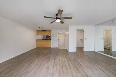 13512 Palmwood Lane, Tampa, FL 33618 - Photo 11