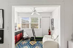 3802 Cortez Cir, Tampa, FL 33614 - Photo 9