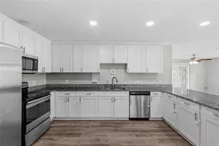 8302 Jackson Springs Rd, Tampa, FL 33615 - Photo 17