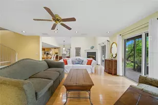 15507 N Himes Ave, Tampa, FL 33618 - Photo 13