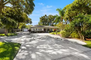 1512 Florida Ave, Palm Harbor, FL 34683 - Photo 1