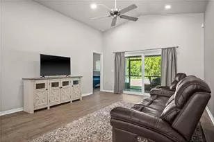 31308 Wrencrest Dr, Wesley Chapel, FL 33543 - Photo 9
