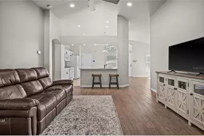 31308 Wrencrest Drive, Wesley Chapel, FL 33543 - Photo 7