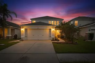 7552 Maroon Peak Dr, Ruskin, FL 33573 - Photo 1