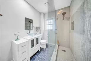 150 23rd Ave N, Saint Petersburg, FL 33704 - Photo 25