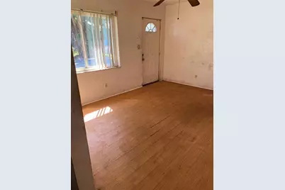 1443 5th Street S, Saint Petersburg, FL 33701 - Photo 3