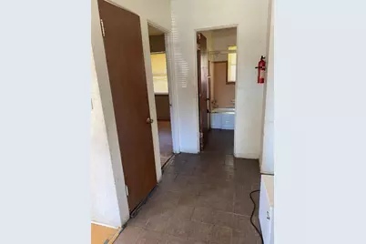 1443 5th Street S, Saint Petersburg, FL 33701 - Photo 9