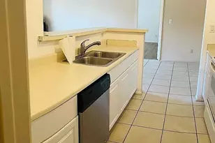 1400 Gandy Blvd N, Saint Petersburg, FL 33702 - Photo 5