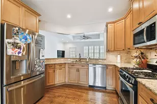 944 Harbour Bay Dr, Tampa, FL 33602 - Photo 9