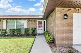 2111 Groveglen Ln S, Lakeland, FL 33813 - Photo 7