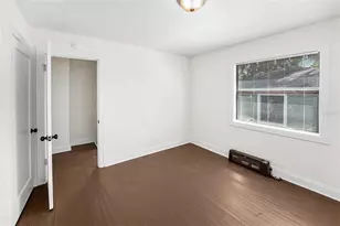 2220 7th St S, Saint Petersburg, FL 33705 - Photo 11