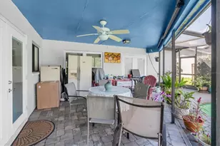 12046 Stone Crossing Cir, Tampa, FL 33635 - Photo 33