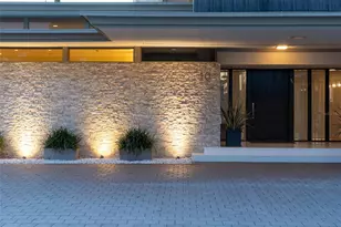 10 Brightwaters Cir NE, Saint Petersburg, FL 33704 - Photo 3