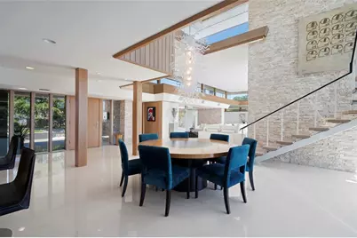 10 Brightwaters Circle NE, Saint Petersburg, FL 33704 - Photo 7