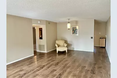 2402 Ecuadorian Way #28, Clearwater, FL 33763 - Photo 5