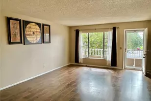 2402 Ecuadorian Way, Clearwater, FL 33763 - Photo 7