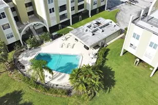 4681 1st St NE, Saint Petersburg, FL 33703 - Photo 13