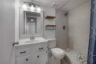 4681 1st St NE, Saint Petersburg, FL 33703 - Photo 23