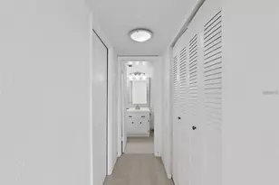 4681 1st St NE, Saint Petersburg, FL 33703 - Photo 9