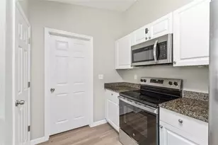 13269 SE 102nd Ct, Belleview, FL 34420 - Photo 11