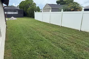 4523 County Breeze Dr, New Port Richey, FL 34653 - Photo 17