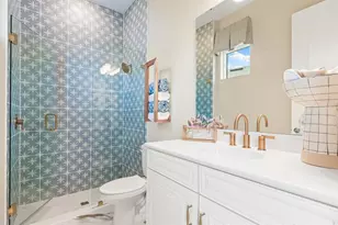 7825 Coral Sea Ln, Palmetto, FL 34221 - Photo 13