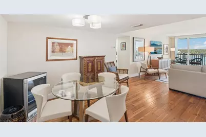 500 Treasure Island Causeway #711, Treasure Island, FL 33706 - Photo 9