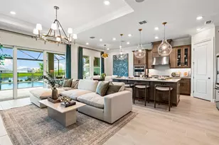 7907 Coral Sea Ln, Palmetto, FL 34221 - Photo 5