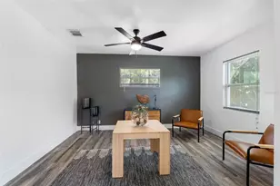 439 Capri Way NE, Saint Petersburg, FL 33704 - Photo 11