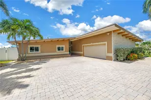 16 Treasure Ln, Treasure Island, FL 33706 - Photo 1