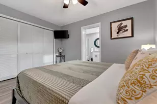 2918 19th Pl SW, Largo, FL 33774 - Photo 37