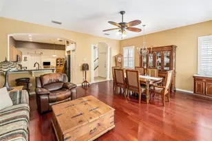 98 S Highland Ave, Tarpon Springs, FL 34689 - Photo 9