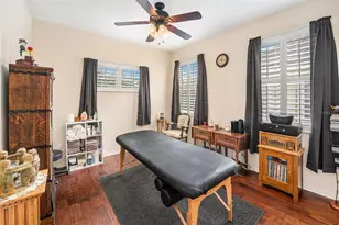 98 S Highland Ave, Tarpon Springs, FL 34689 - Photo 13