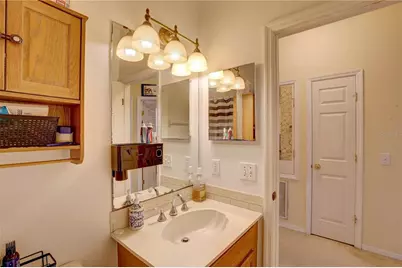 3941 Yellowstone Circle, Sarasota, FL 34233 - Photo 27