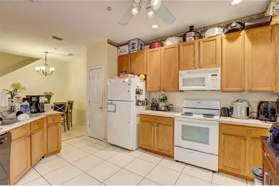 3941 Yellowstone Circle, Sarasota, FL 34233 - Photo 19