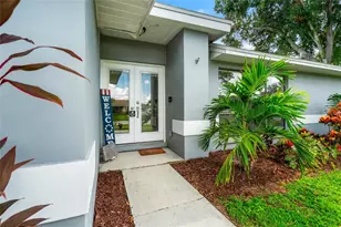 3757 E Lake Dr, Land O Lakes, FL 34639 - Photo 3