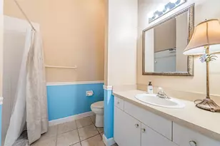 10562 Alvarado Ct, Seminole, FL 33772 - Photo 27