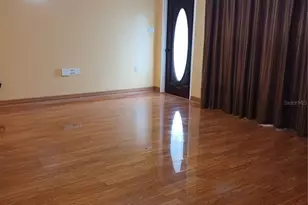 4323 5th St, Zephyrhills, FL 33542 - Photo 5