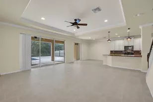 11209 Coventry Grove Cir, Lithia, FL 33547 - Photo 9