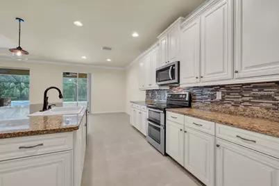 11209 Coventry Grove Circle, Lithia, FL 33547 - Photo 17