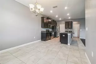 10011 Ivory Dr, Ruskin, FL 33573 - Photo 19