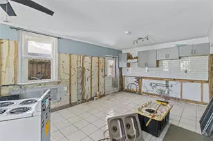 205 Bay Plaza, Treasure Island, FL 33706 - Photo 27