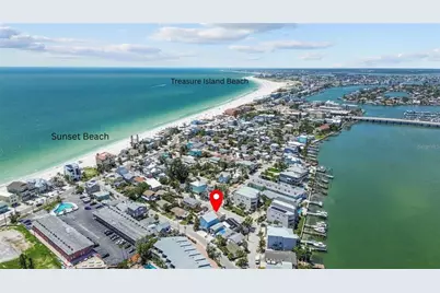 205 Bay Plaza, Treasure Island, FL 33706 - Photo 3