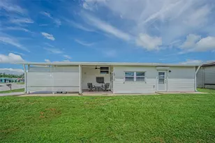 4840 Costa Dr, Zephyrhills, FL 33541 - Photo 5