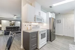 4840 Costa Dr, Zephyrhills, FL 33541 - Photo 23