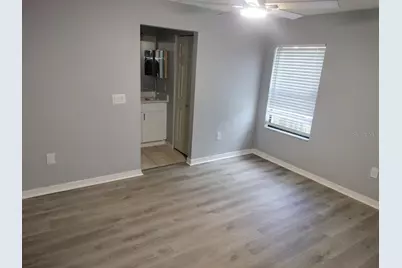 725 Chilt Drive, Brandon, FL 33510 - Photo 9