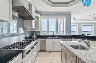 5907 Bayview Cir S, Gulfport, FL 33707 - Photo 13