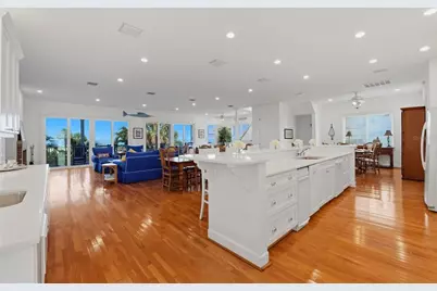 106 2nd Avenue, Saint Pete Beach, FL 33706 - Photo 13